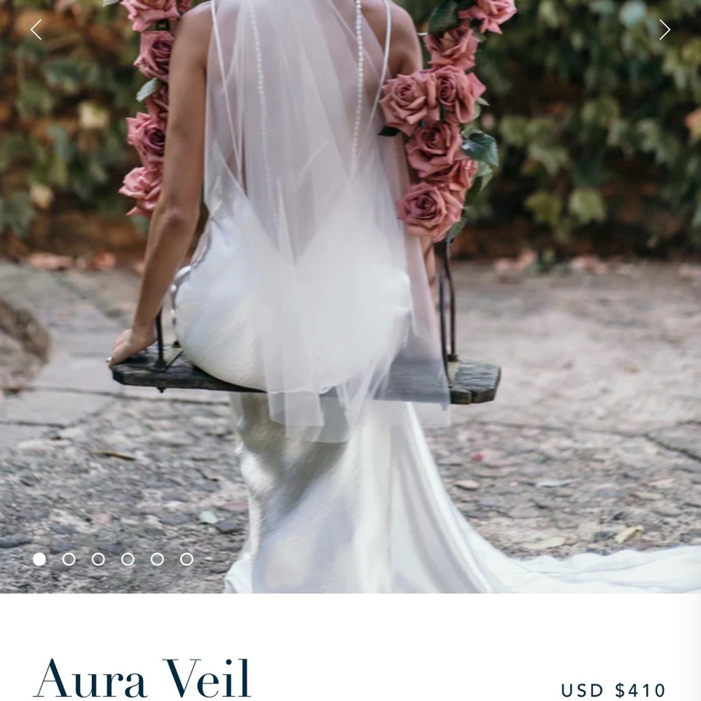 Grace Loves Lace Ivory Pearl Veil Comb - Picture 4 of 5